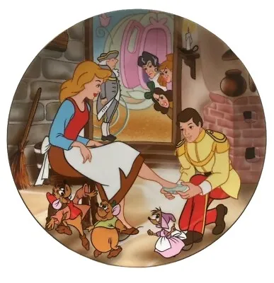 Beautiful Kenleys Ltd Disney Cartoon Series Cinderella Collectors Plate UNBOXED • £10