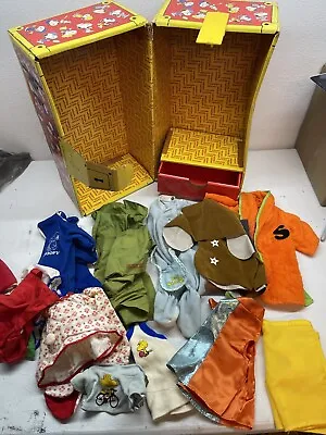 Vintage Peanuts Snoopy Wardrobe Trunk Doll Outfits Clothes Hats NO PLUSH READ • $84.95