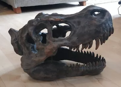 Large T-Rex Skull: Resin Model Dinosaur Fossil • £100