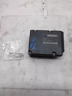 ABS Pump Control Module 1999 VOLVO V70 8619535 S-70P • $89