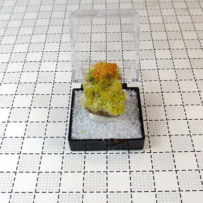 17679 Mimetite Cerussite Vanadinite |C And B Mine Christmas Banner Min. | • $30