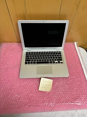 Apple MacBook Air A1304 13  Laptop 1.86 Ghz Intel Core 2 Duo 2gb RAM  For Parts • $47.50