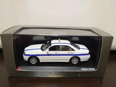 Kyosho 1/43 Nissan Cima 450 (Infiniti Q45) Vip Private Taxi White Model Car • $79.95