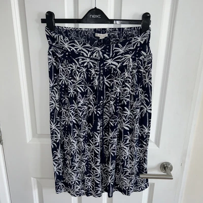 £4 • Buy Whitestuff Blue And White Tropical Skirt Size 10
