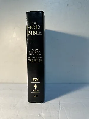 Bible Max Lucado The Devotional Bible Nelson 2003 NCV • $19.95