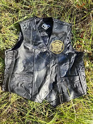 $29.99 • Buy Diamond Plate Genuine Buffalo Leather Biker's Vest/Patches L Tyler Tx Pre Owned 