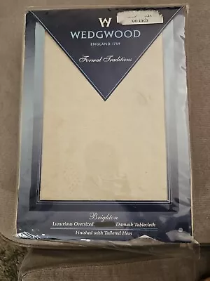 New Wedgewood BRIGHTON Damask 90  Round Tablecloth Queens Parchment  Ivory • $39