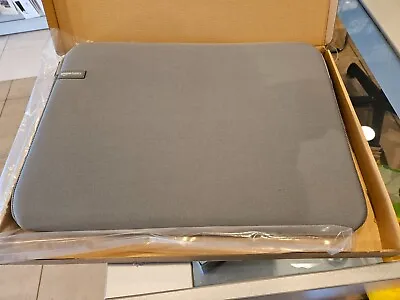 Laptop Sleeve 17.3 Inch Grey New Amazon Basics Bag With Gift Box • £8.99