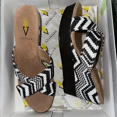 Very Volatile Women’s Sandals Size 7 NIB Black White Lita NEW • $24.99