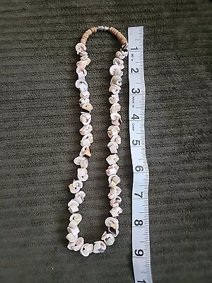 Vintage Curly Puka Shell Choker/Necklace 18  Boho Surfer Hawaiian Barrel Clasp • $23.99