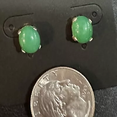 Unusual Sterling Silver Modern Apple Green Jade Oval Cabochon Earrings Artisan • $9.99