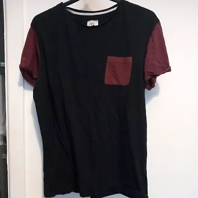 Mens Quicksilver Tshirt  Size Xl • £1.40