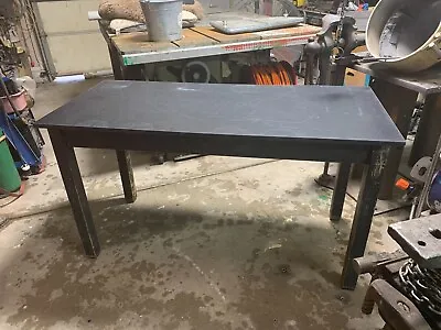 One SCIENCE LAB TABLE WITH 3/4  SOLID EPOXY  RESIN . FREIGHT AVAILABLE • $100