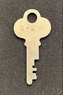 Original AMCO Advance Machine Company D-26 Gumball Or Peanut Machine Padlock Key • $7.95