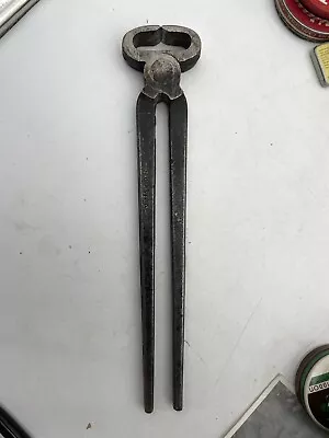 Vtg Heller Bros Farrier Hoof Nail Pullers Forged Cutters Horse Tool 12  • $31.99
