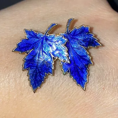 BLUE ENAMEL MAPLE LEAF BROOCH Pin Leaves Double Leaf Vintage • $18