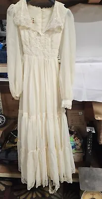 Vintage Gunne Sax By Jessica Dress Size 5 Cream And Lace • $180