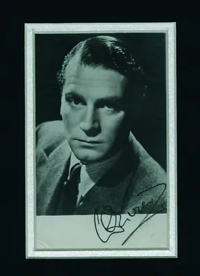 Sir Laurence Olivier - Autograph - Signed Black And White Photograph - Framed • £195