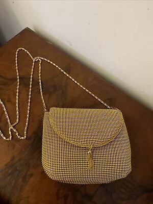 Immaculate 70’s Gold Chainmail Clasp Shoulder Handbag Clutch Bag • £35