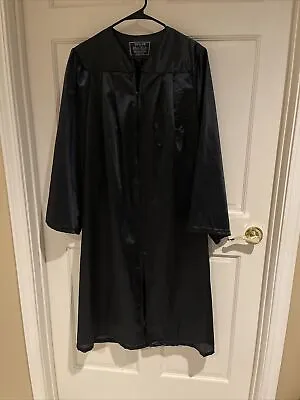 OAK HALL Green Weaver Black Graduation Gown 5'6  To 5'8   For Bachelors Degree • $15.80
