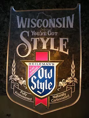 Vtg Old Style Beer 1982 Wisconsin You've Got Style Lighted Bar Sign Man Cave • $77.77