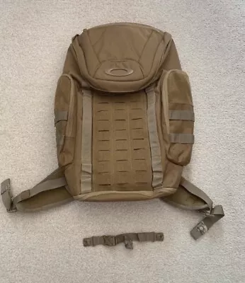 Authentic Oakley Travel Bag  Link Pack Miltac Backpack  Very Good Condition • £100