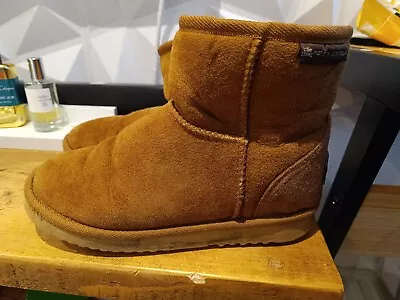 Ladies Ugg Boots Australia Size 6 • £13.90