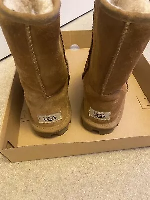 Classic UGG Boots Chestnut Size 6 • £65