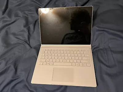 Microsoft Surface Book 13.5 Inch (512GB Intel I7-6600U 2.6GHz 16GB) READ PLZ • $150