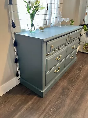 Vintage French Style Hardwood 6 Drawer Dresser • $400