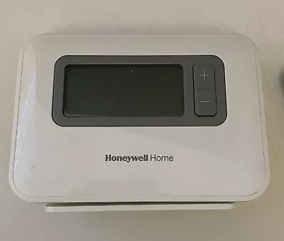 Honeywell T3R Wireless Programmable Thermostat - Y3H710RF0053 • £20