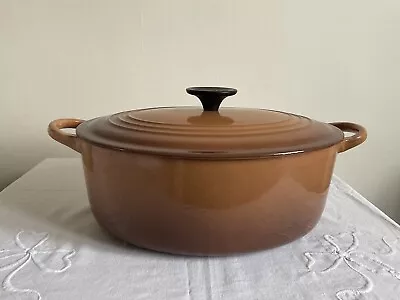 Vintage Le Creuset Large Oval Lidded Dutch Oven / Casserole Pot In Hazelnut Brow • £50