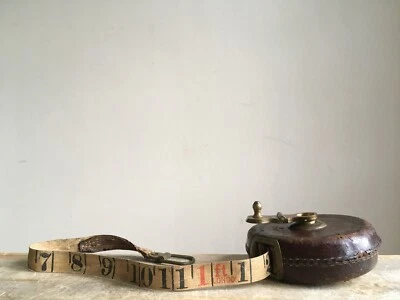 £14.99 • Buy Vintage JOHN RABONE & SONS - HOCKLEY ABBEY 33ft Tape Measure No. 250 C1950s