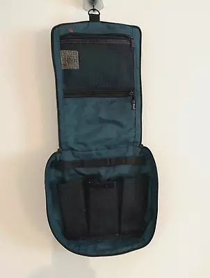 LL Bean Personal Organizer Bag Toiletry Bag Black & Green LLB #L918 Vintage • $15