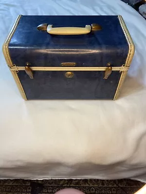 Vintage Samsonite Schwayder Train Luggage 4712 Makeup Case 1950s Blue /white  • $49.99