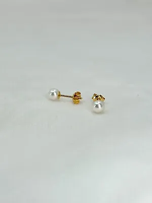 Petite Quality 18K Solid Yellow Gold Saltwater Akoya Pearl Stud Earrings Vintage • $176.25