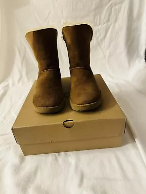 Uggs • $65