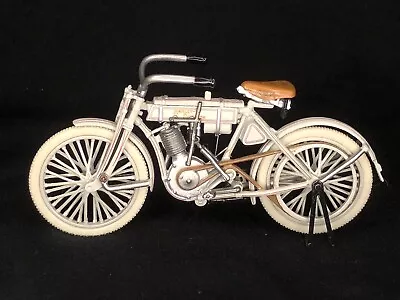 Franklin Mint Harley Davidson 1:24 Scale B11WC26 Motorcycle 1907 Single • $38.99