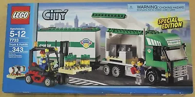 DAMAGED BOX/NEW/SEALED LEGO 7733 CITY Truck & Forklift 2008 • $209.95