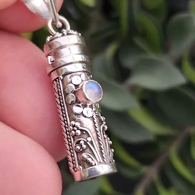 £34.95 • Buy Moonstone Pill Vial Stash Necklace Flower Pendant Gemstone 18  Chain 925 Silver