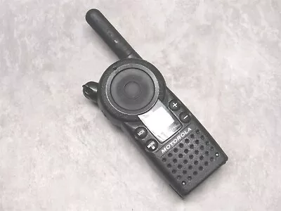 Motorola CLS1110 Single Channel 2-Way UHF Business Radio Walkie Talkie • $39.99