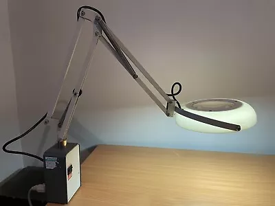 Red Range/Allen Vanguard M7 Illuminated Bench Magnifier • £199.95