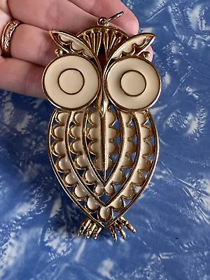 Vintage Gold Tone &  Cream Enamel Large Owl Necklace Pendant • $15