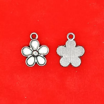 10 X Tibetan Silver 5-Petal Daisy Flower Charm Pendant Beading Making • £2.39