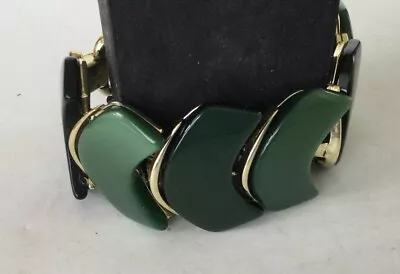 Vintage Lisner Green Resin  And Gold Tone Frame Fold Over Clasp - Needs Replaced • $9.99