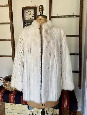 Women’s Off White Vintage Animal Fur Coat • $85