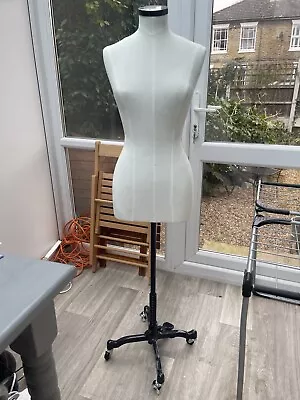 £175 • Buy Calico Female Bust Form With Metal Stand