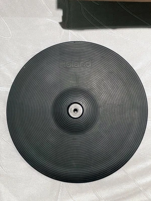 $249 • Buy Roland  CY-14C V-Cymbal Crash  Dual Zone V Drums 14 Inch Made In Japan RRP $369 