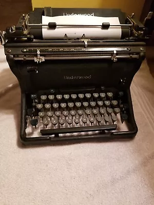 Vintage Underwood Standard Typewriter WORKING • $99.99