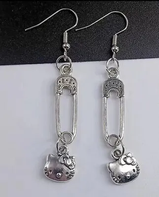 $6.82 • Buy Hello Kitty Safety Pin Design Silver Dangle Drop Earrings 